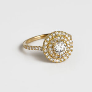 anillo de compromiso